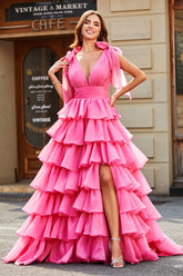 Prinzessin A-Linie V-Ausschnitt fuchsia gestuftes Ballkleid mit Schlitz